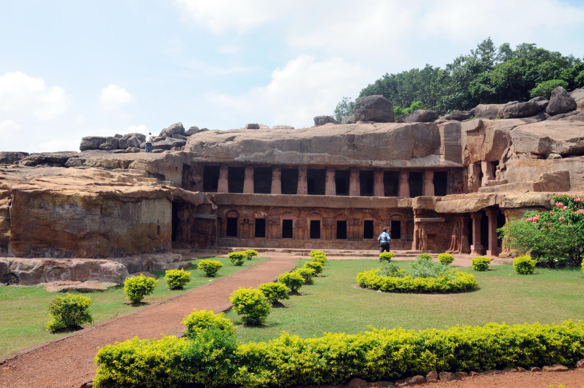 Udaygiri (Udaigiri) and Khandagiri Caves