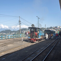 Дарджилингская Гималайская железная дорога