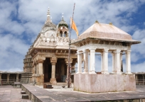 琼萨特女瑜伽士神庙(Chaunsat Yogini)