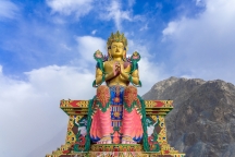 Bouddha Maitreya 