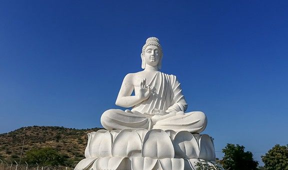 buddha-pyramid-dhyana-kendram-blog-wel-exp-cit-pop