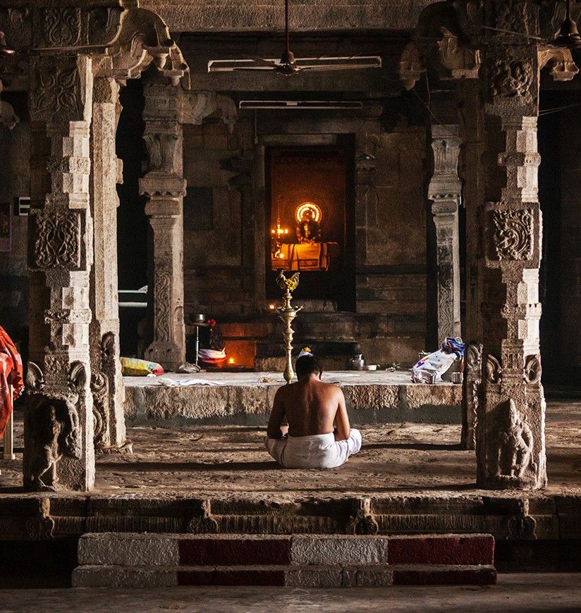 Indian brahmin (traditional Hindu society) priest praying in Hin