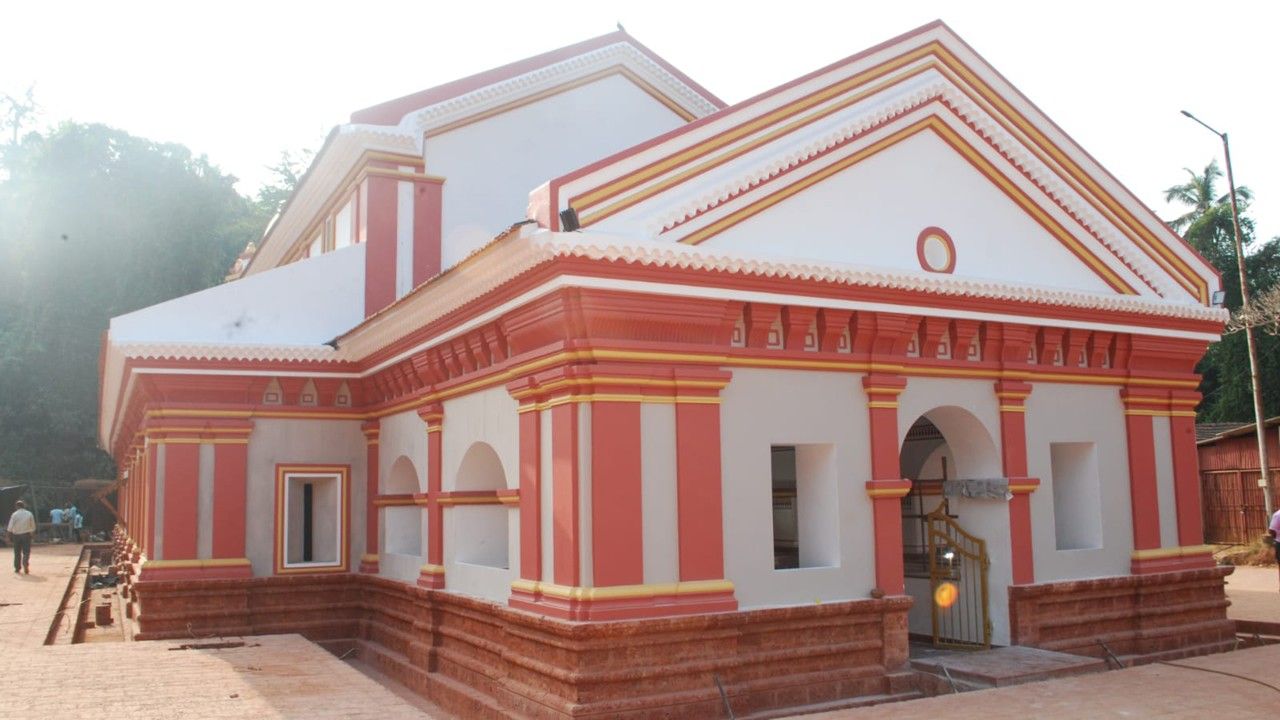 shri-saptakoteshwar-temple-at-narve-govt-2-attr-hero