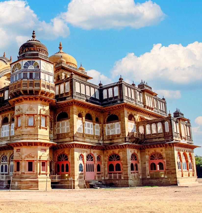 vijay-vilas-palace