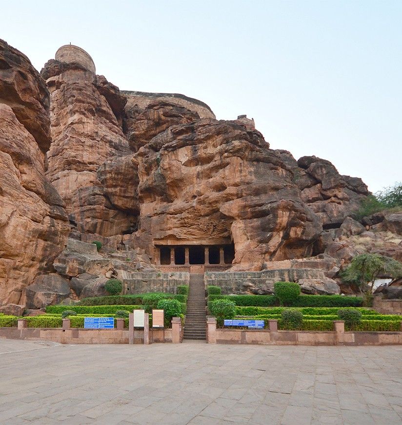 cave-temples-badami-karnataka-city-body