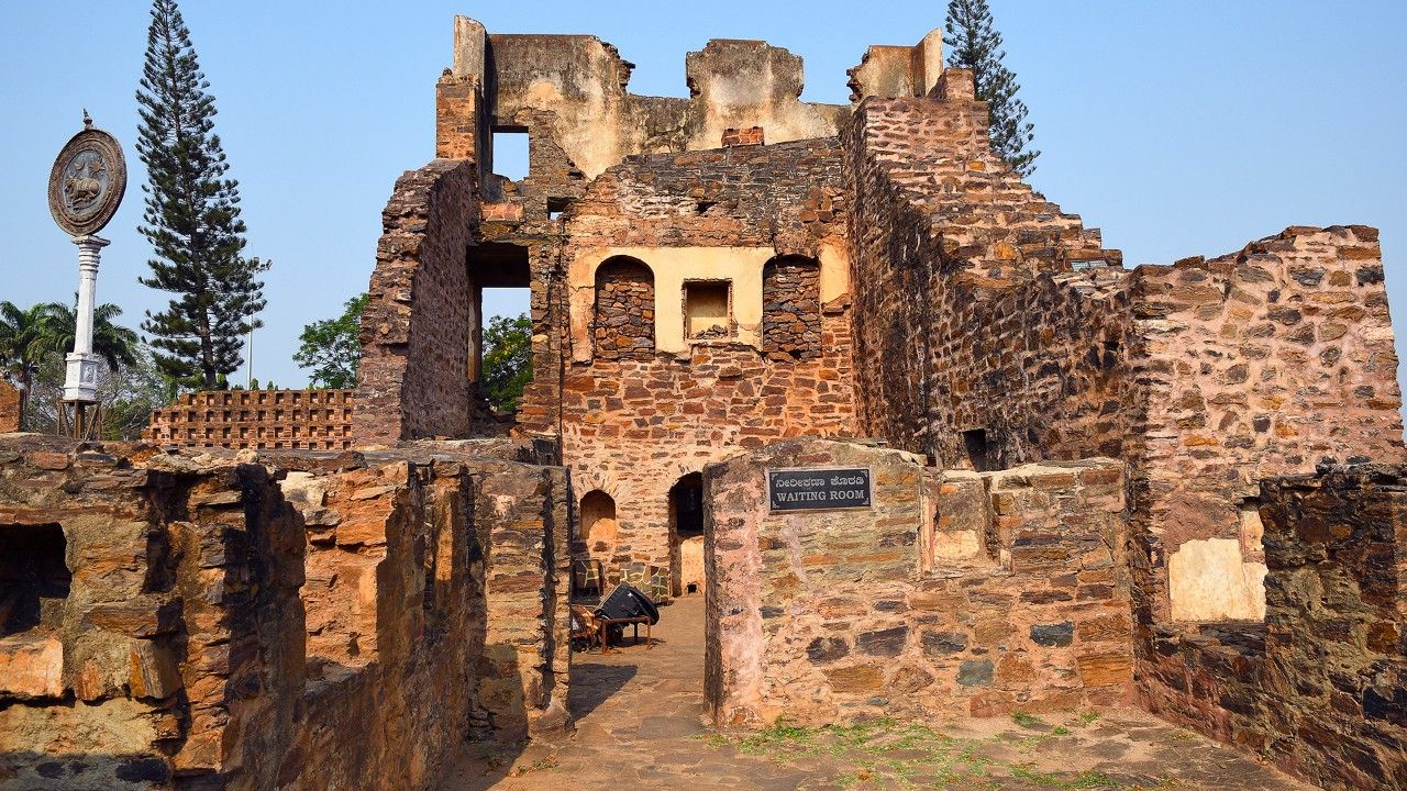 kittur-fort-dharwad-karnataka-1-attr-hero