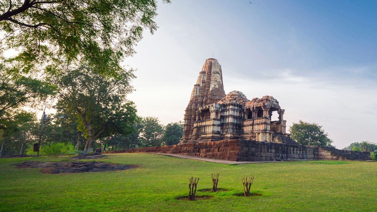 khajuraho-duladeo-temple