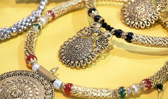 costume-jewellery-mahabaleshwar-maharashtra-blog-sho-exp-cit-pop