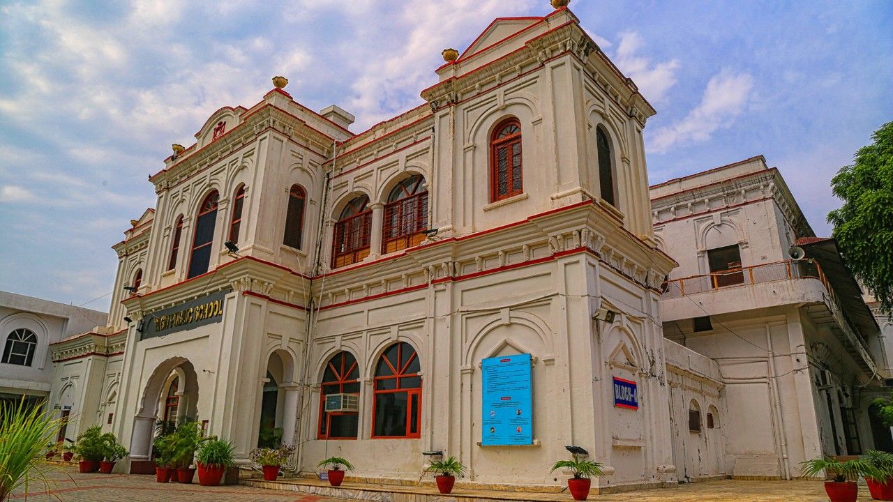 2-elysee-palace-kapurthala-punjab-city-hero