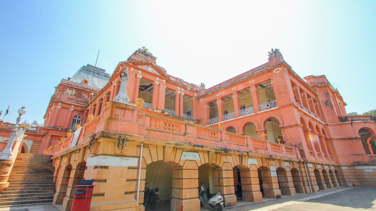 2-jagatjit-palace-kapurthala-punjab-city-hero
