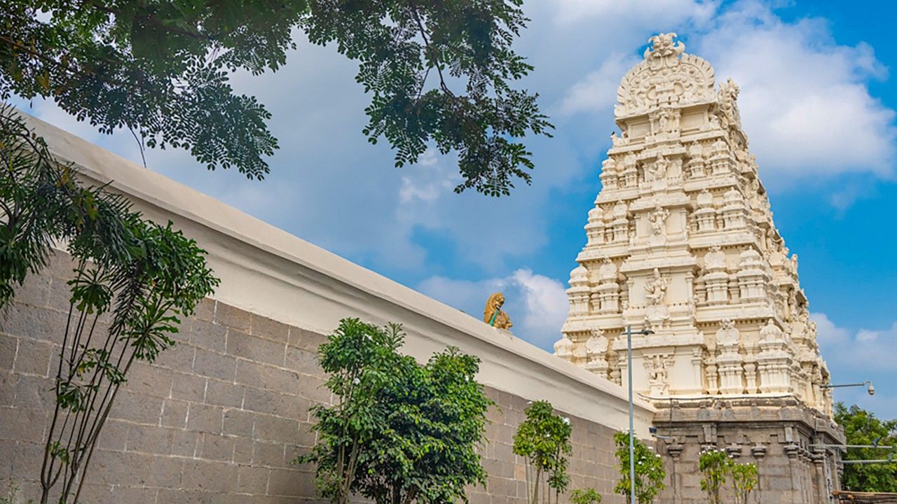1-kamakshi-amman-temple-kanchipuram-tamil-nadu-attr-hero