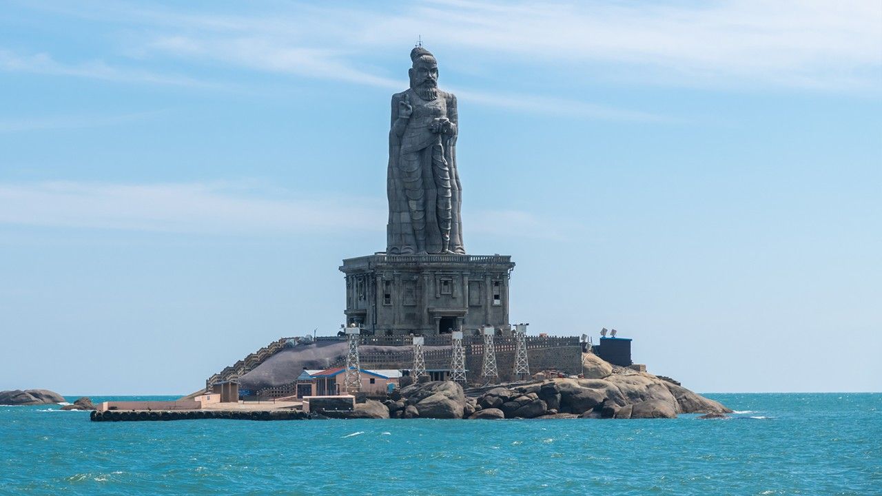 thiruvalluvar-statue-kanyakumari-tamil-nadu-attr-hero