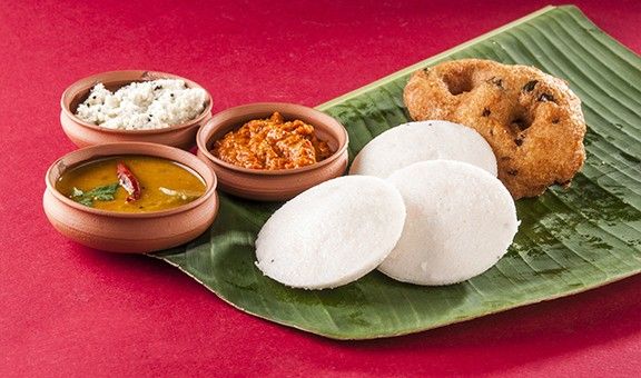 idli-and-vada-sambar-ooty-tamil-nadu-blog-gas-exp-cit-pop
