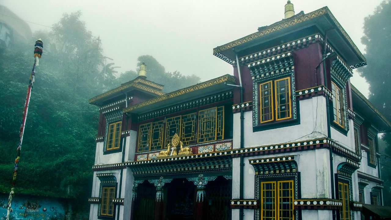 bhutia-busty-monastery-or-karma-dorjee-chyoling-monastery-darjeeling-west-bengal-1-attr-hero