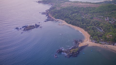 شاطئ جوكارنا (مناظر الطبيعة الخلابة)