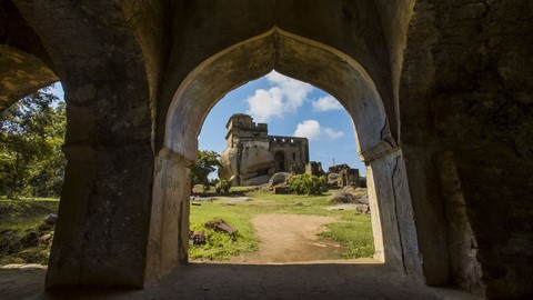 Fort Madan Mahal 
