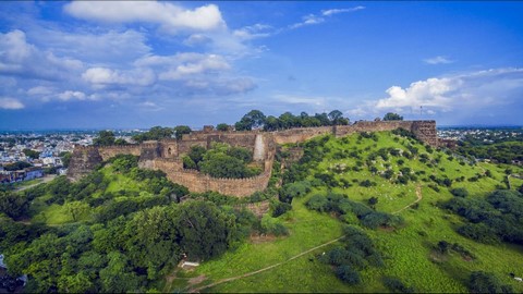 占西堡(Jhansi Fort)