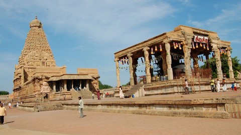  बृहदेश्वर मंदिर / पेरुवुदैयार कोविल मंदिर